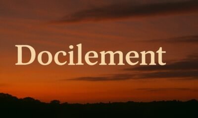 Docilement